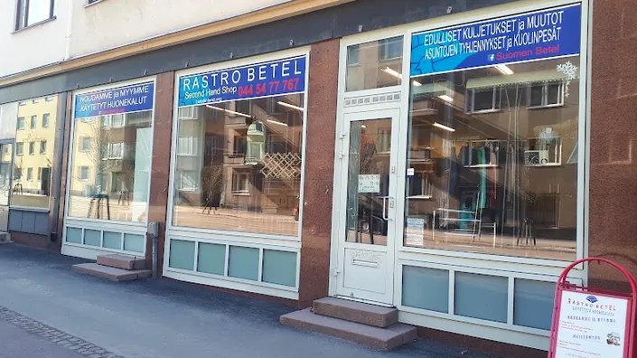 Huonekalukirppis Rastro Betel Finland