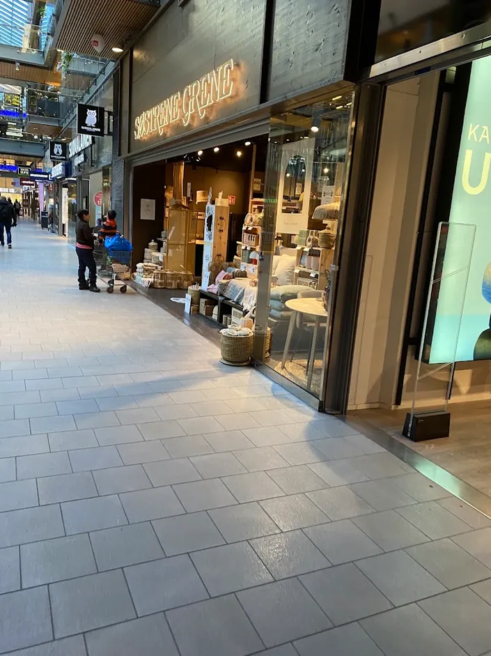 Søstrene Grene, Espoo